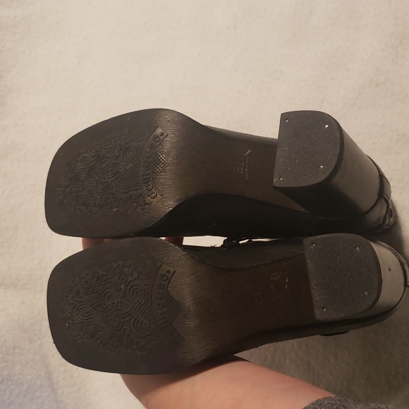 Dollhouse Minde Black Leather Short Boots - Picture 11 of 15